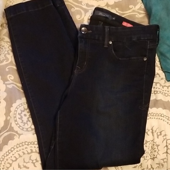 Level 99 crop jean size-32 - Picture 5 of 10